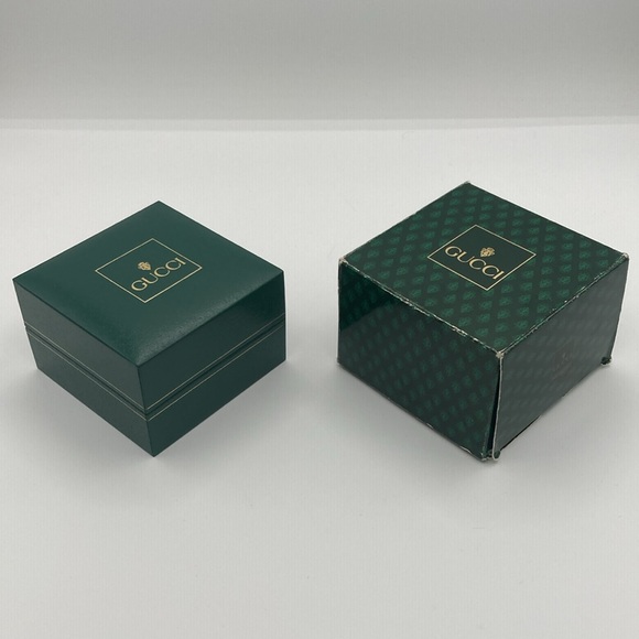 Vintage GUCCI Swiss Made Gold watch with Black/Red Bands w/ Original Boxes -HOT! - Picture 9 of 14